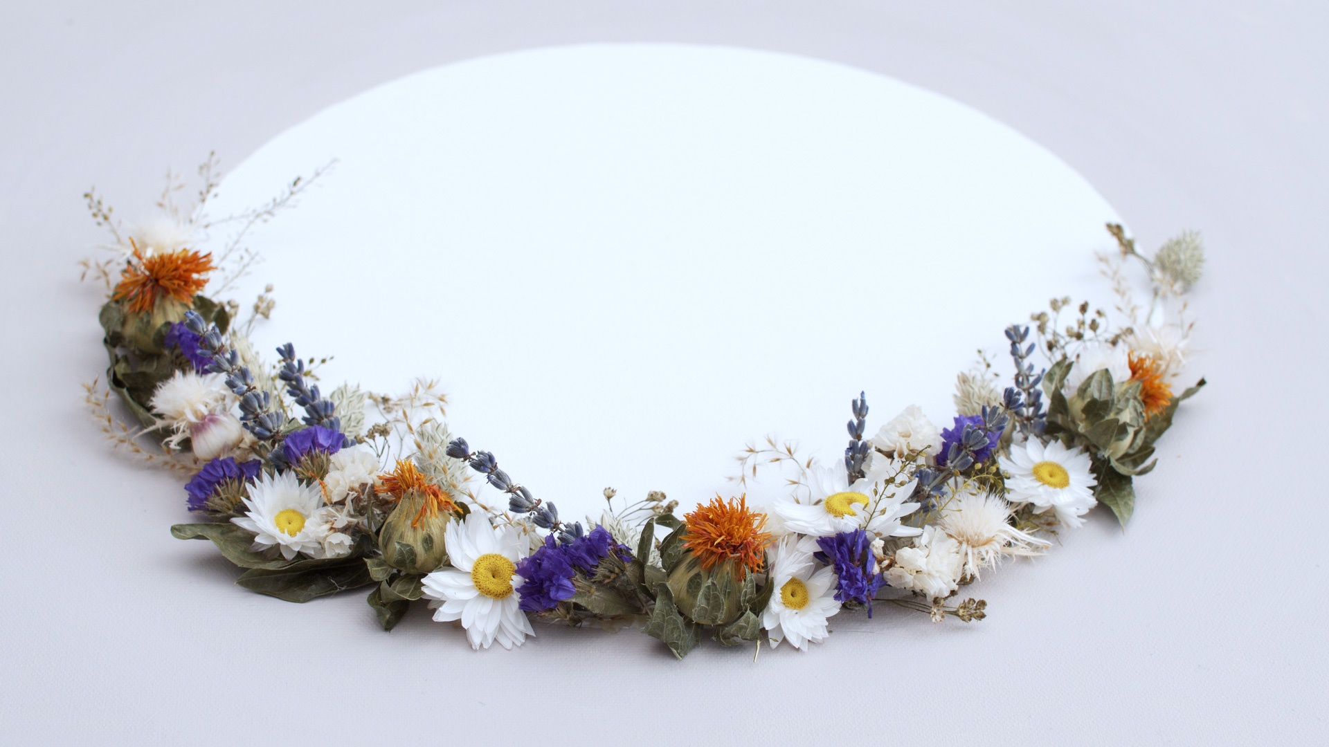 Teasing patologisk Objector Skab et kunstværk til væggen med tørrede blomster | DIY-projekter | Søstrene  Grene