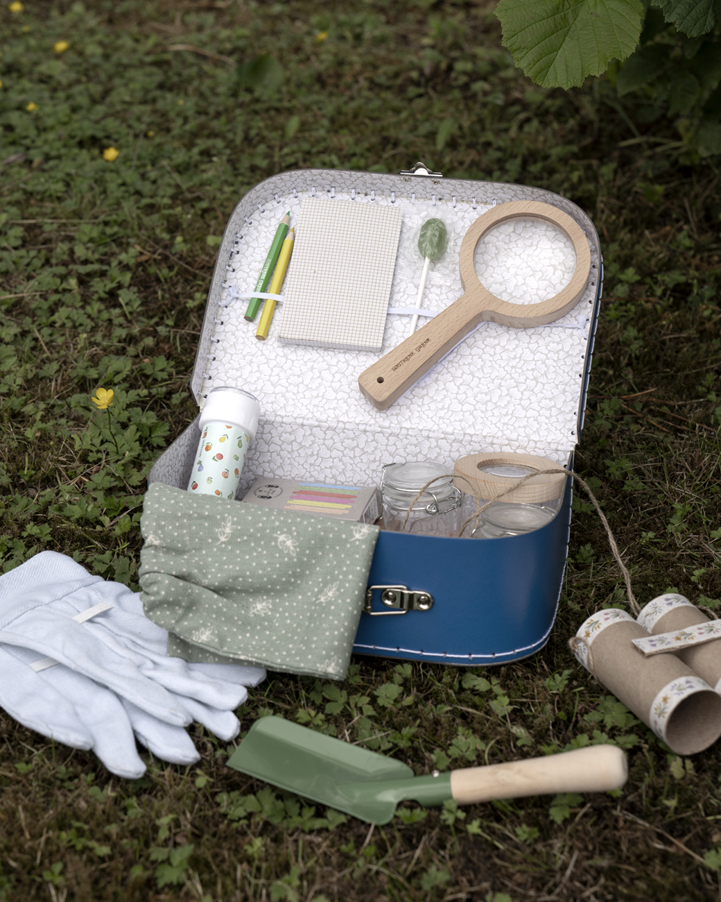 Linocut birds