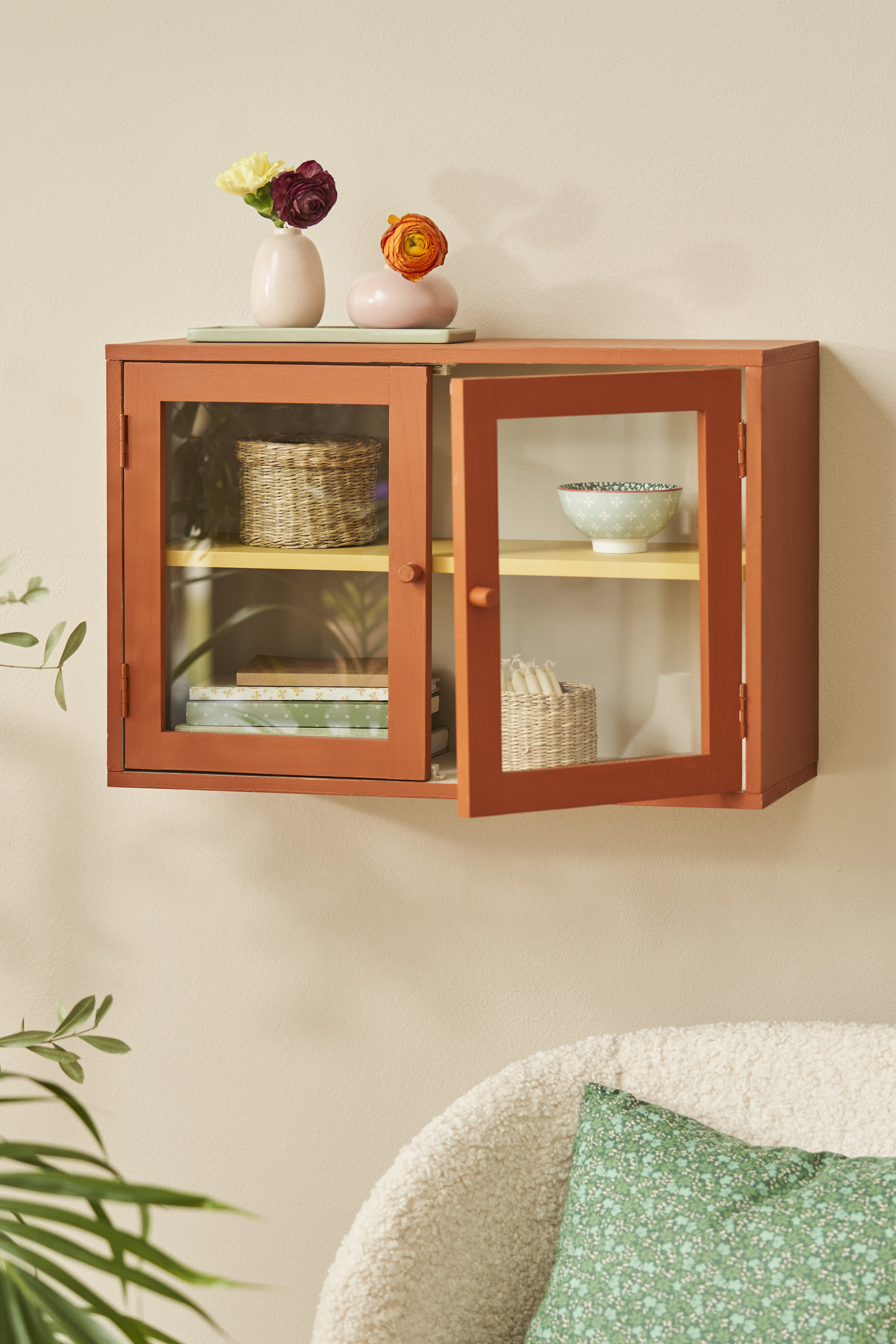 transform-older-furniture-s-strene-grene