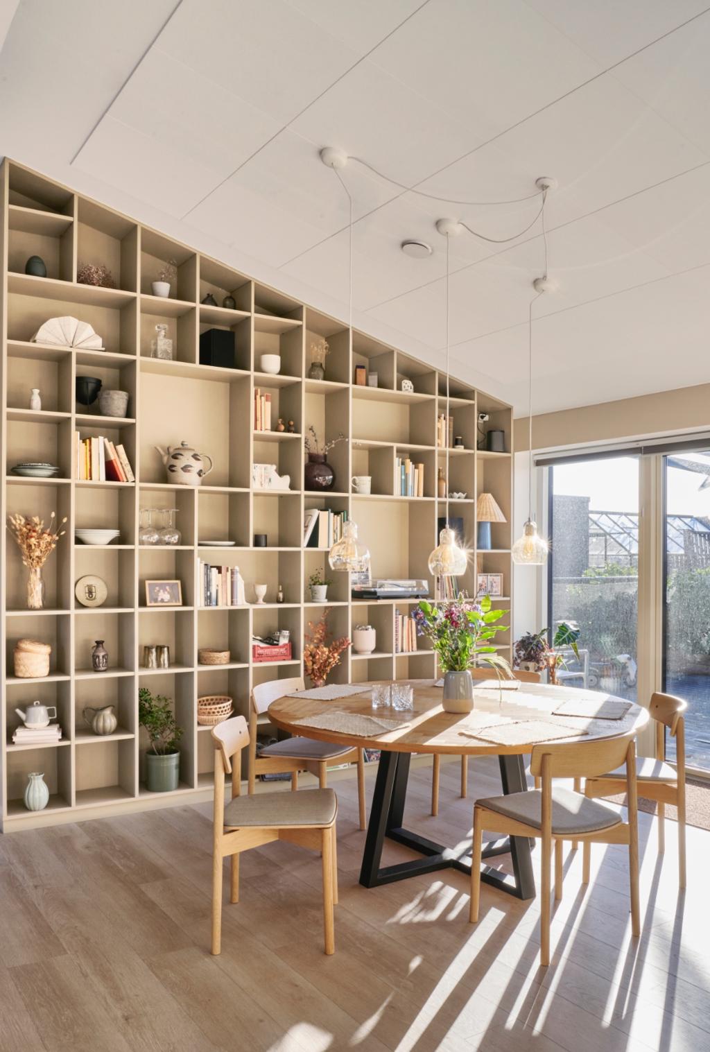 Celina bygger sine egne møbler | Søstrene Grene