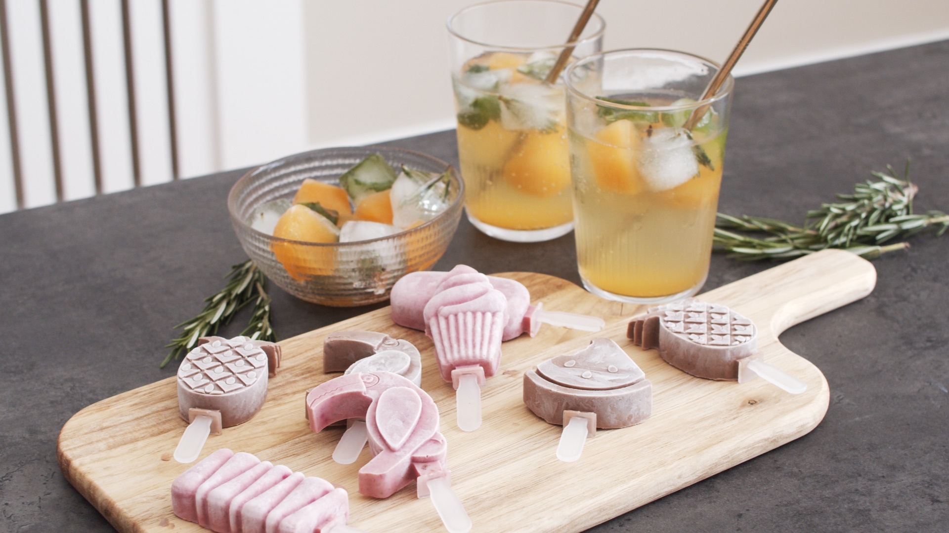 Hausgemachtes Bananeneis und Eiswürfel mit Geschmack | DIY-Projekten ... Hausgemachtes Bananeneis und Eiswürfel mit Geschmack | DIY-Projekten ...